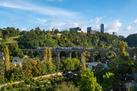 Viadukten Ved Kirchberg I Luxembourg By.