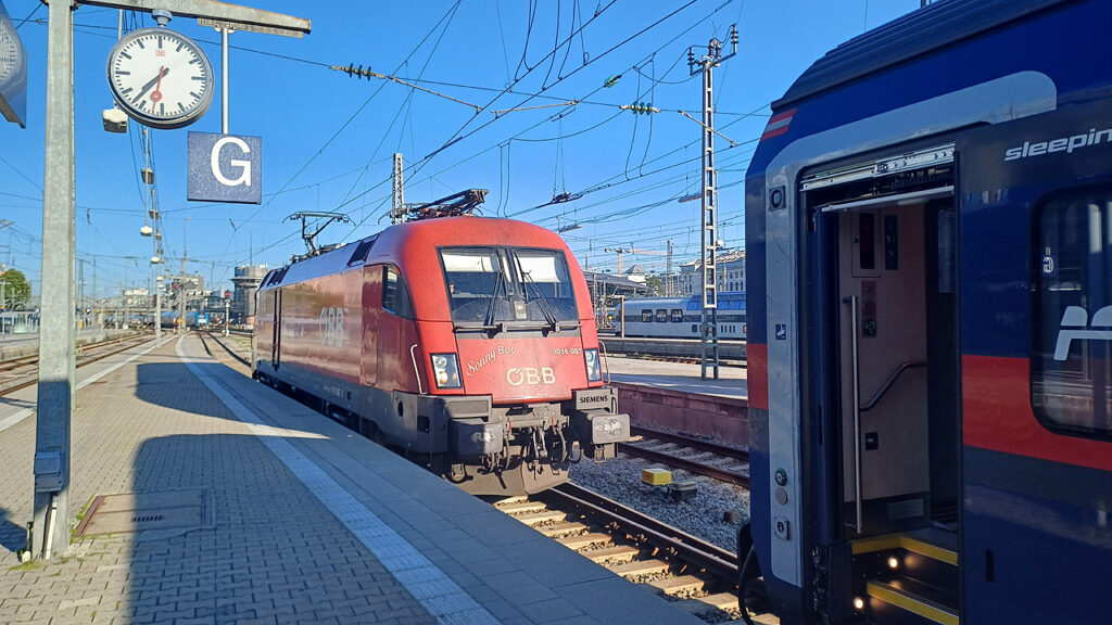 Så skete det: Der kom nye vogne til nattoget Wien/München-Rom, så nu er der fem ruter med det nye materiel.